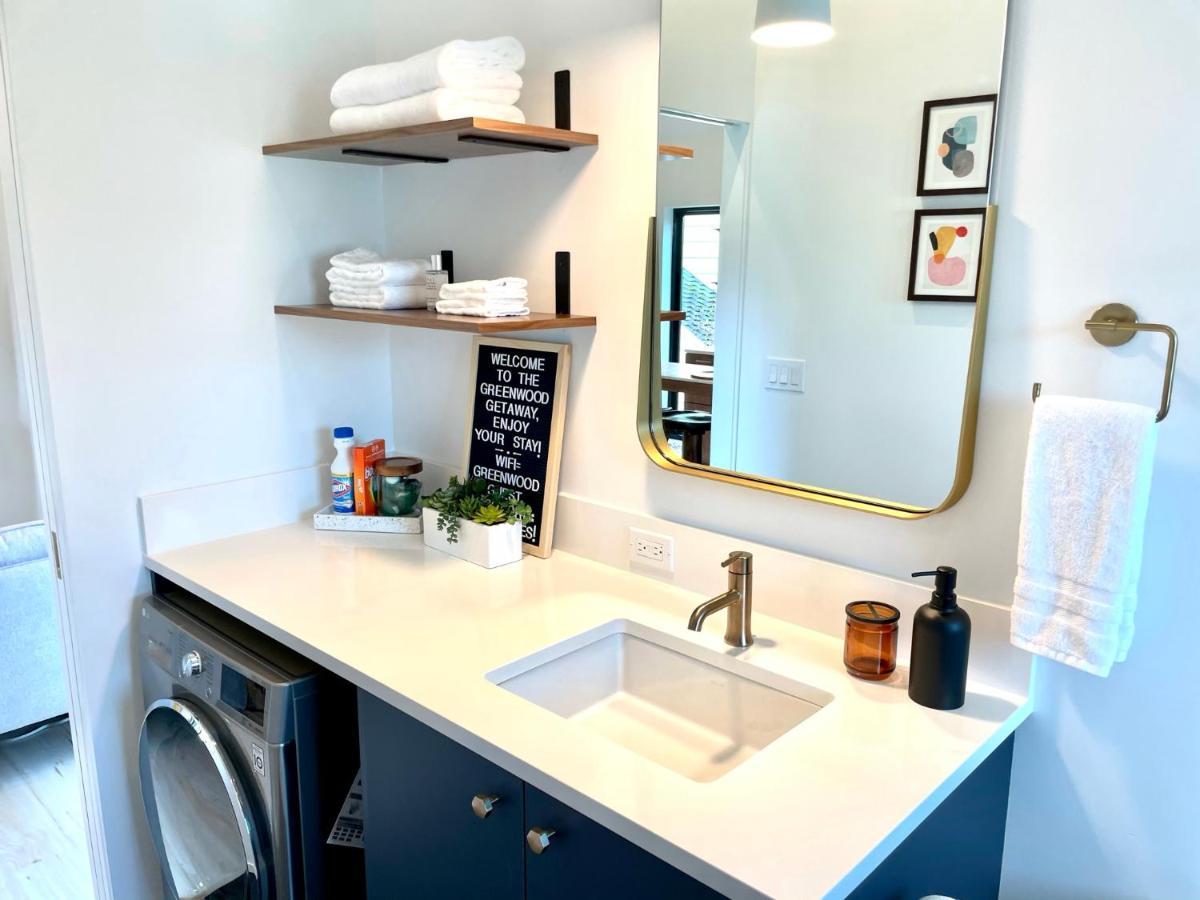 Greenwood Getaway Seattle Ngoại thất bức ảnh